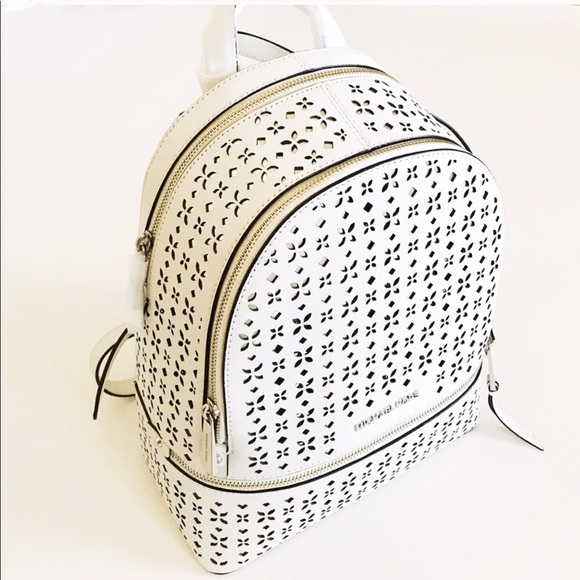 Michael Kors Rhea backpack - Picture 2 of 6